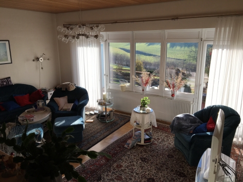 Durach: Reihenhaus mit Bergblick und großer Einbauküche