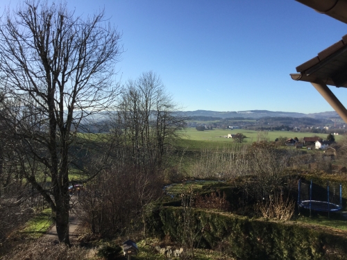 Durach: Reihenhaus mit Bergblick und großer Einbauküche